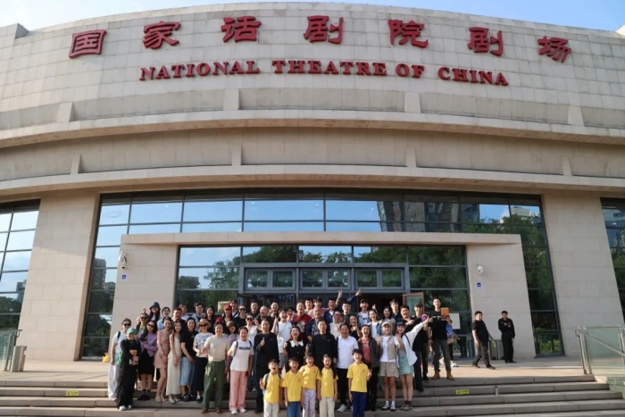 一个月三度进京：青话这支队伍，用硬仗淬炼真金，用作品写下“舞台答卷”